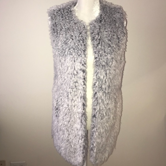 Design Lab Vest - Picture 3 of 8